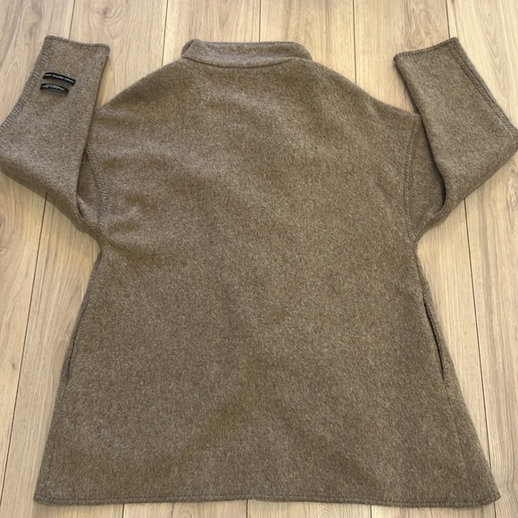 Peruvian Alpaca and Wool Blend Short Cocoon Coat with Pockets - Picture 9 of 9